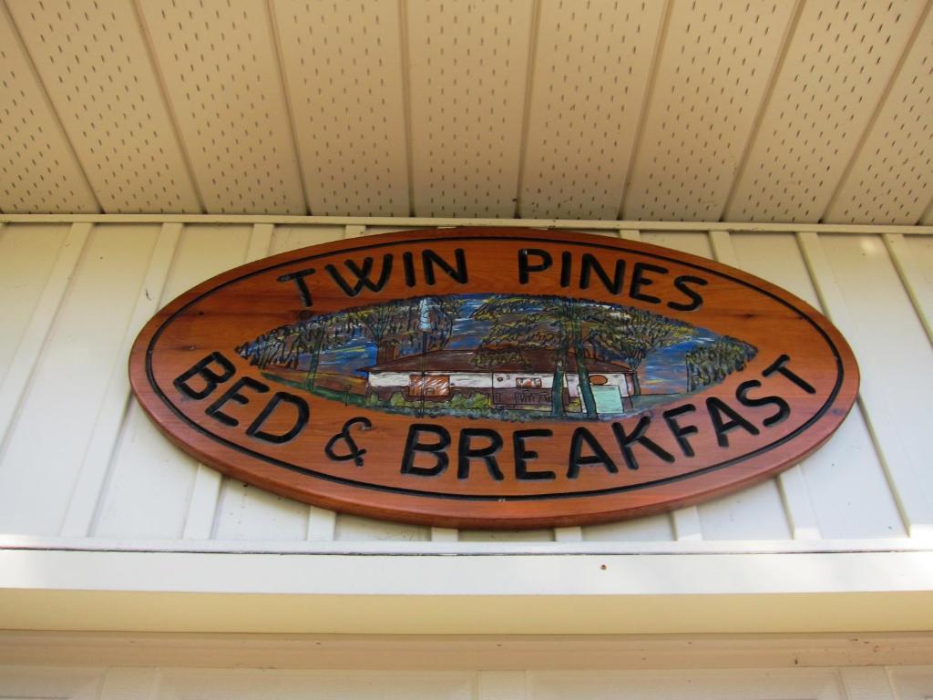 Twin Pines Bed And Breakfast Peterborough Luaran gambar